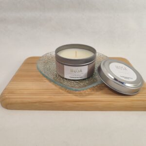 Lõhnaküünal - Sandlipuu